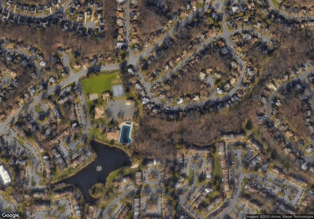 314 Avondale Dr, Sterling, VA 20164 - photo 1