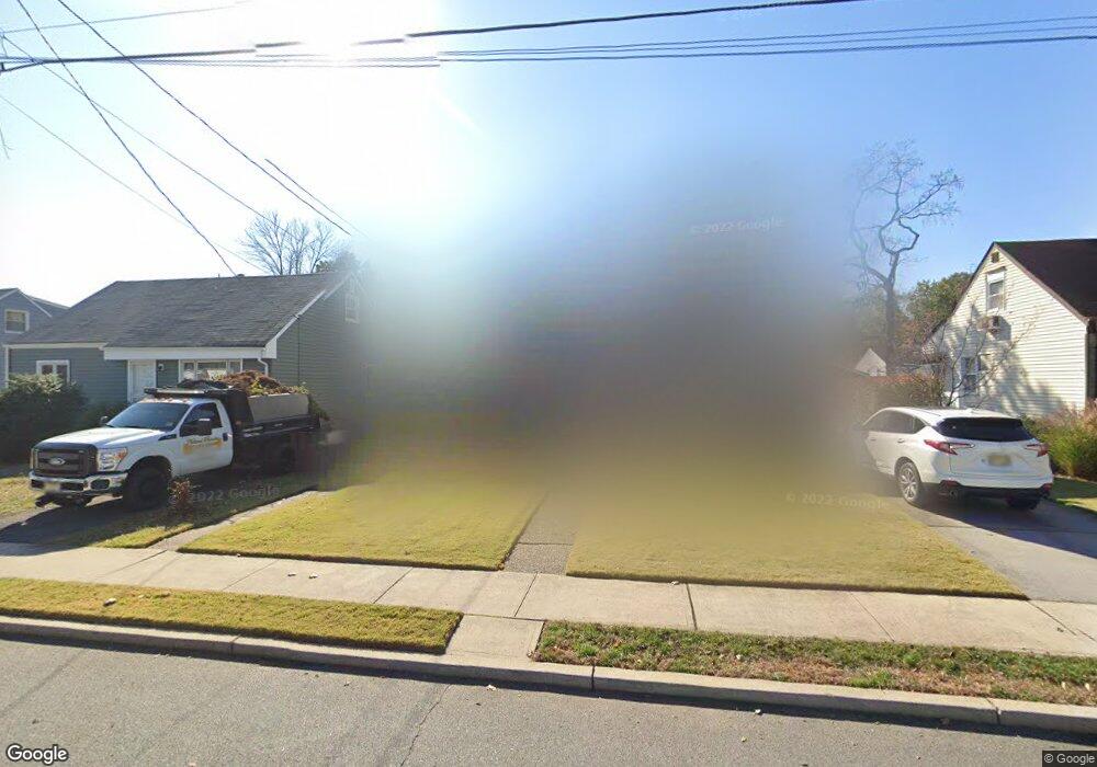 35 South Dr, Rochelle Park, NJ 07662 - photo 1