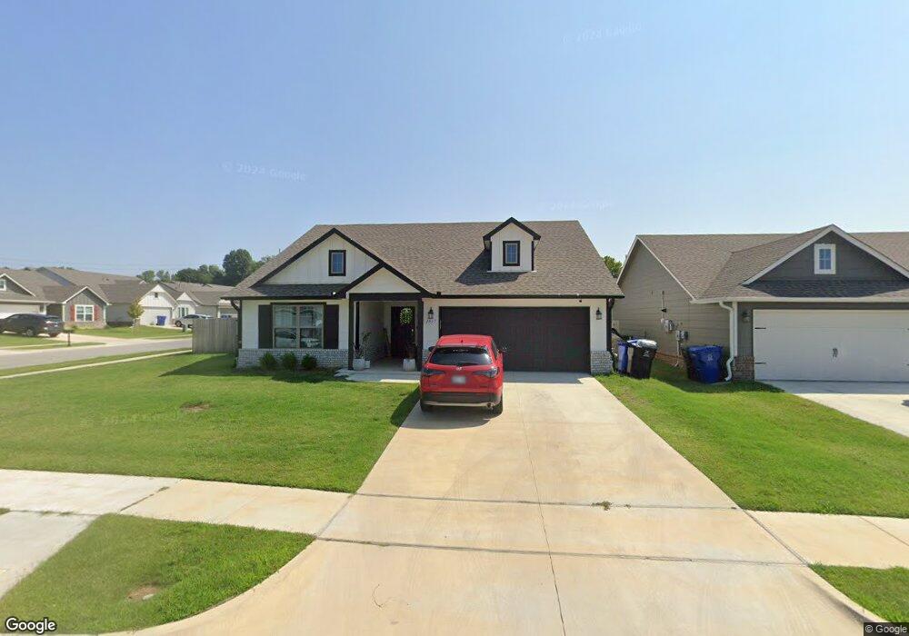 1937 E Van Buren St, Broken Arrow, OK 74011 - photo 1