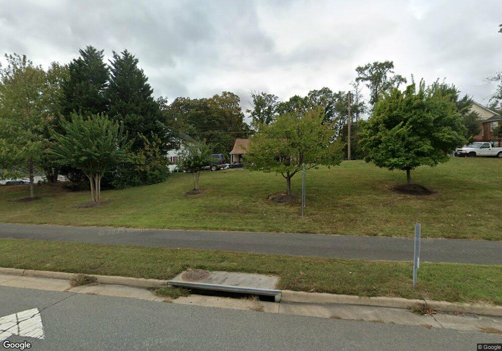 18524 Jefferson Davis Hwy, Triangle, VA 22172 - photo 1