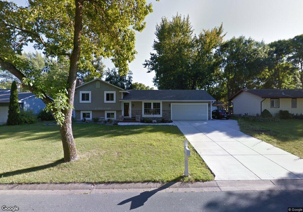 10735 102nd Ave N, Maple Grove, MN 55369 - photo 1