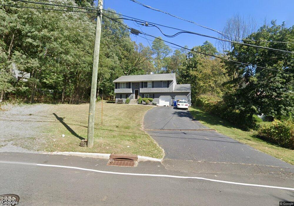 1106 N Washington Ave, Green Brook, NJ 08812 - photo 1