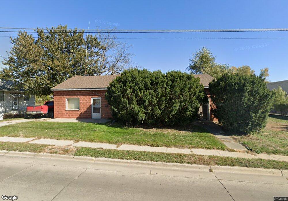124 E 12th St N, Newton, IA 50208 - photo 1