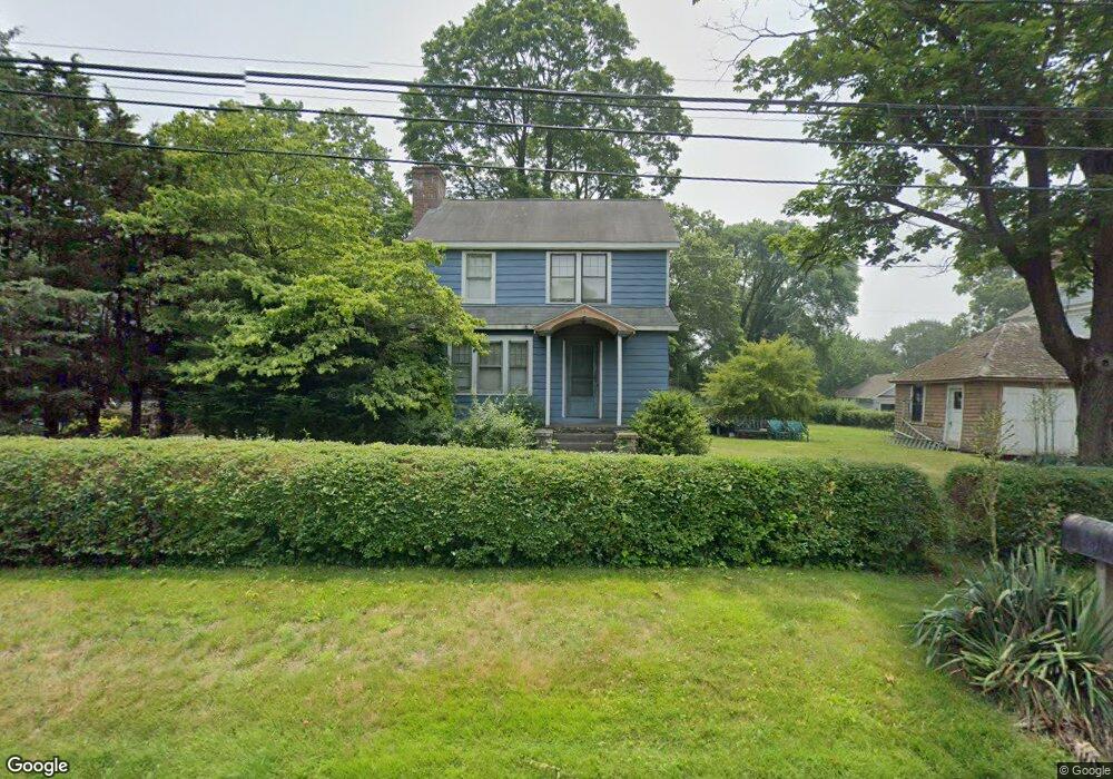 11 Pleasant St, Darien, CT 06820 - photo 1