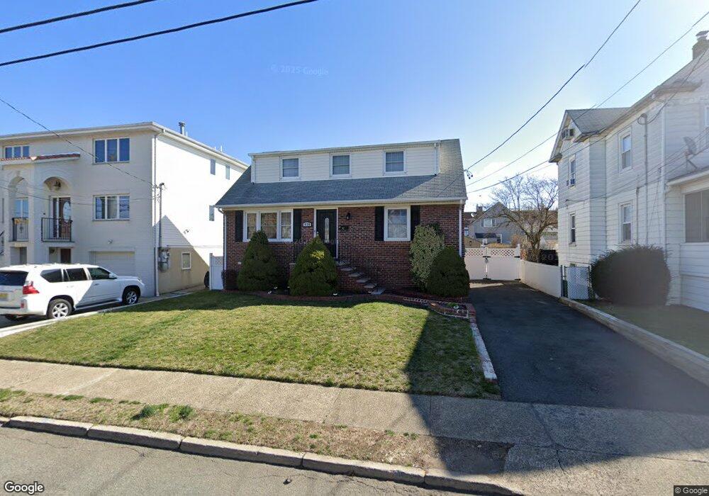 414 Taylor Ave, Hackensack, NJ 07601 - photo 1
