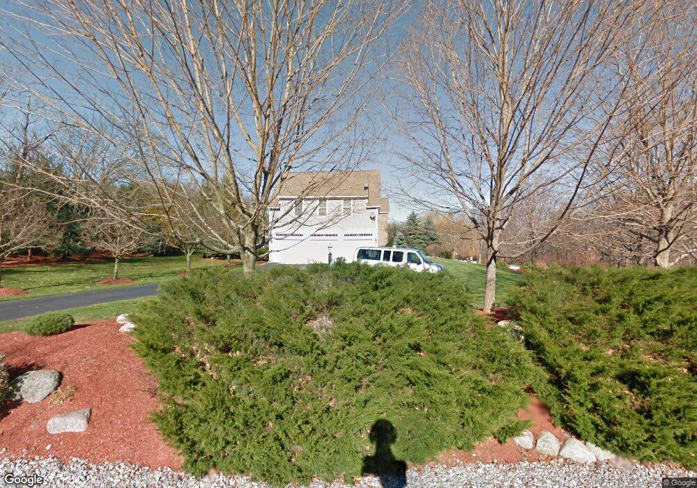 215 Campbell Rd, Bedford, NH 03110 - photo 1