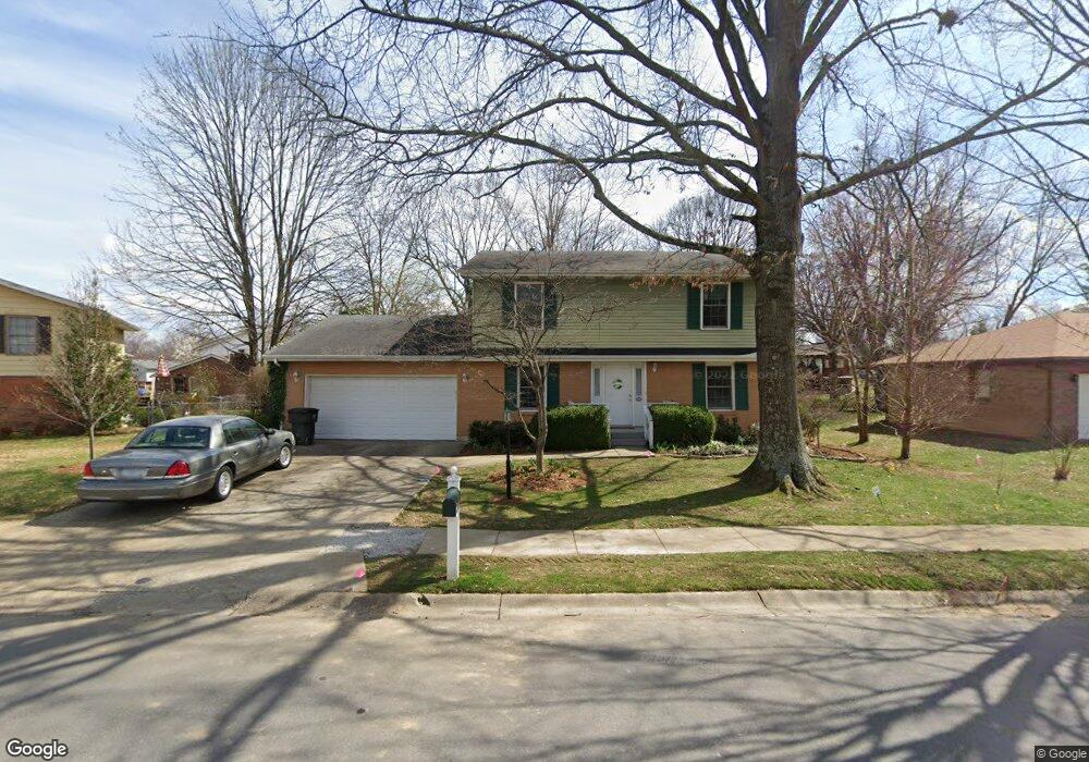 914 Pennwood Dr, New Albany, IN 47150 - photo 1