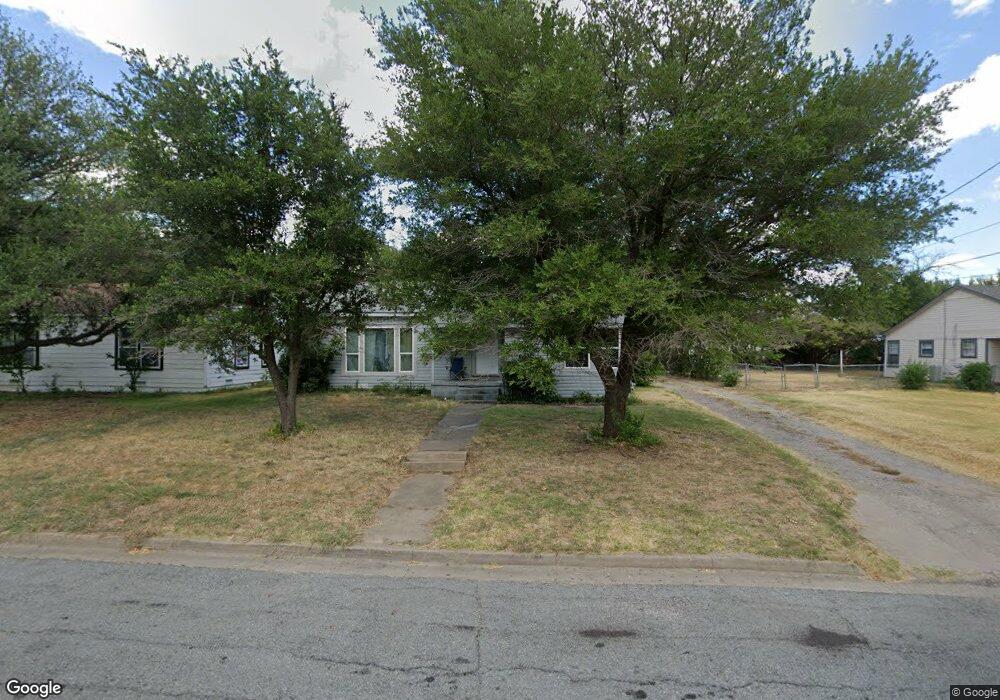 1811 N Alexander St, Sherman, TX 75092 - photo 1