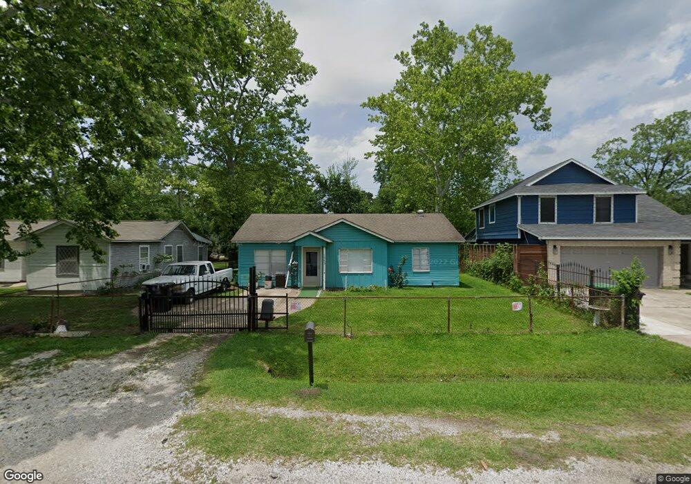 7543 Carothers St, Houston, TX 77028 - photo 1