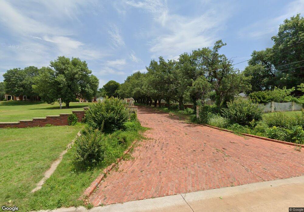 901 Twelve Acre Ln, Duncan, OK 73533 - photo 1