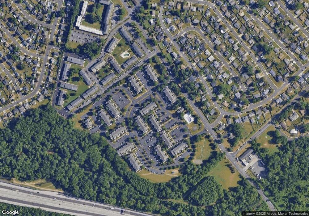 37 Natalie Ct unit 208, Levittown, PA 19057 - photo 1