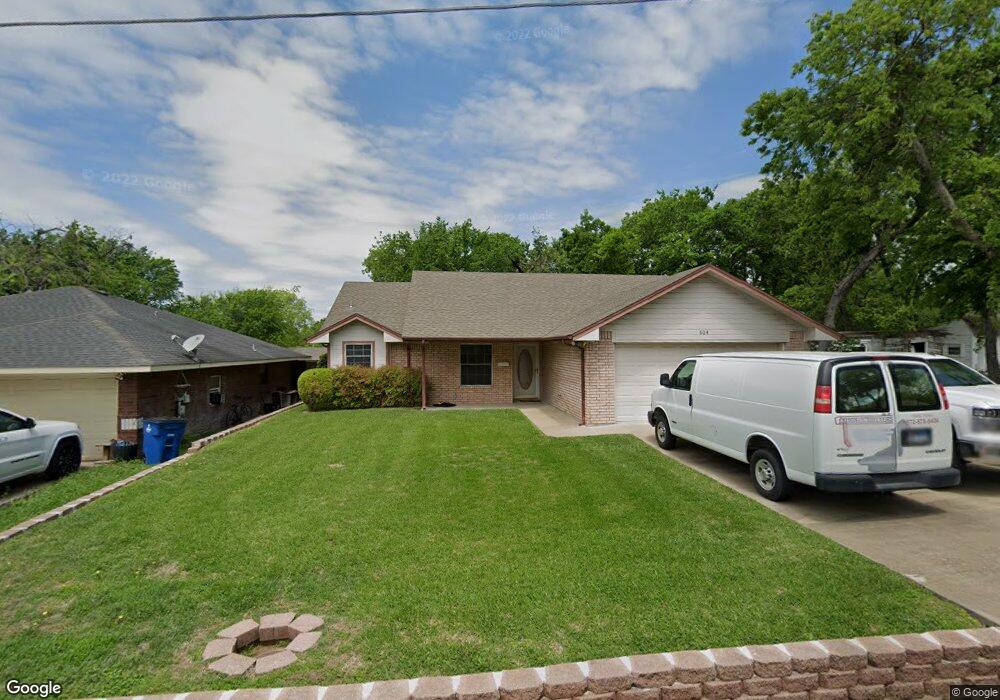 604 W Freeman St, Ennis, TX 75119 - photo 1
