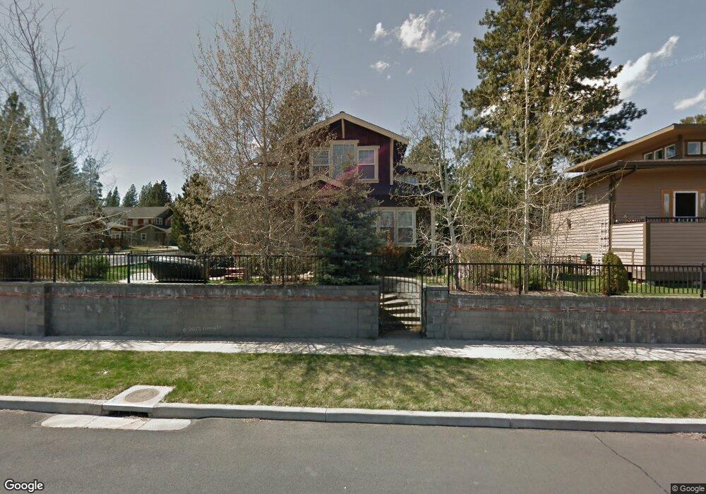 2381 NW Skyline Ranch Rd, Bend, OR 97703 - photo 1