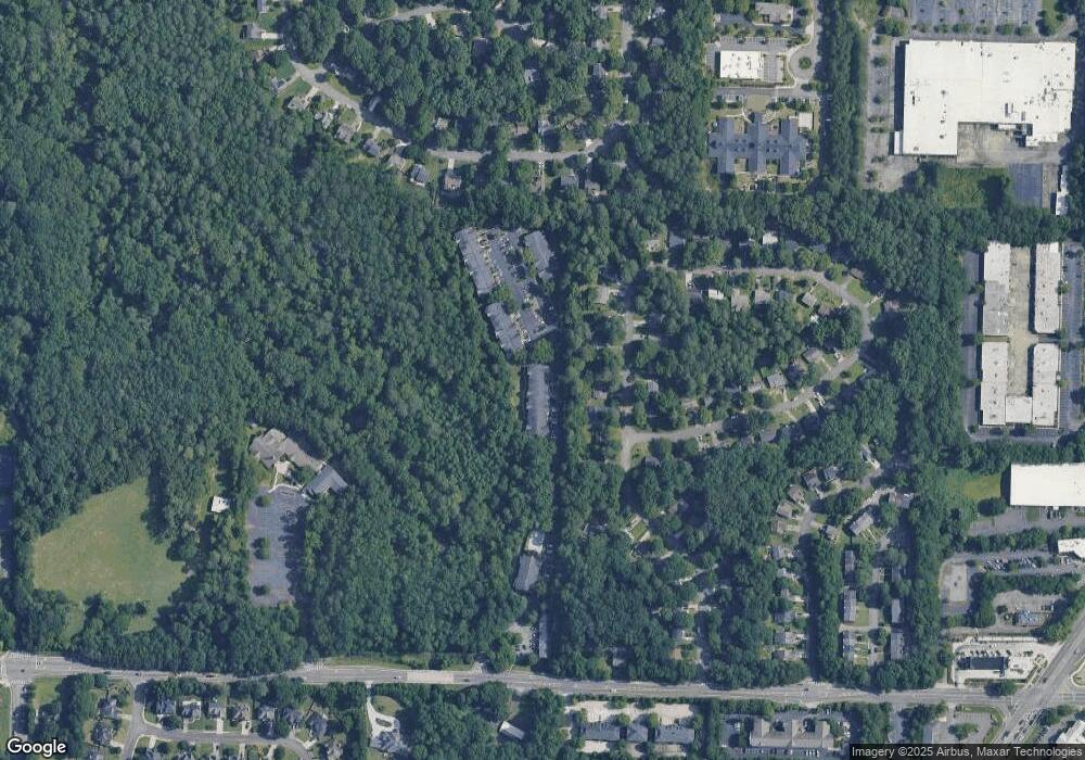 228 Streamside Dr unit 228, Roswell, GA 30076 - photo 1