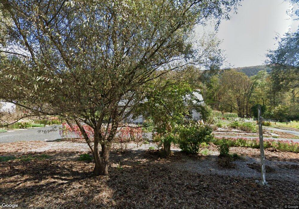 1536 E Manchester Rd, Manchester Center, VT 05255 - photo 1