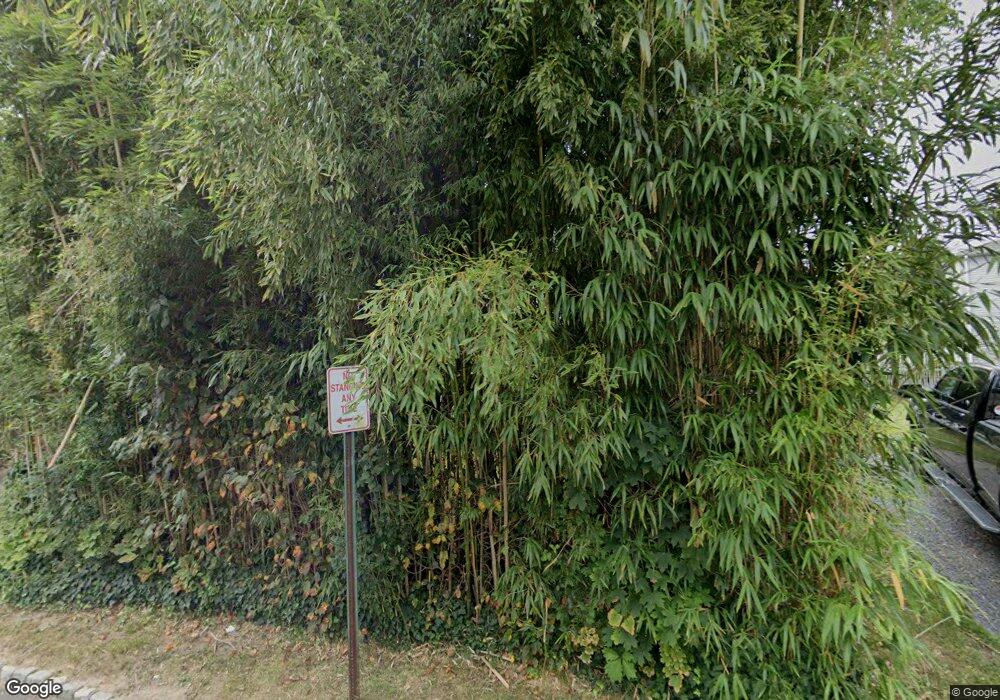 2 Summer St, Great Neck, NY 11021 - photo 1