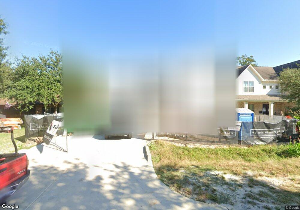 10928 Lasso Ln, Houston, TX 77079 - photo 1