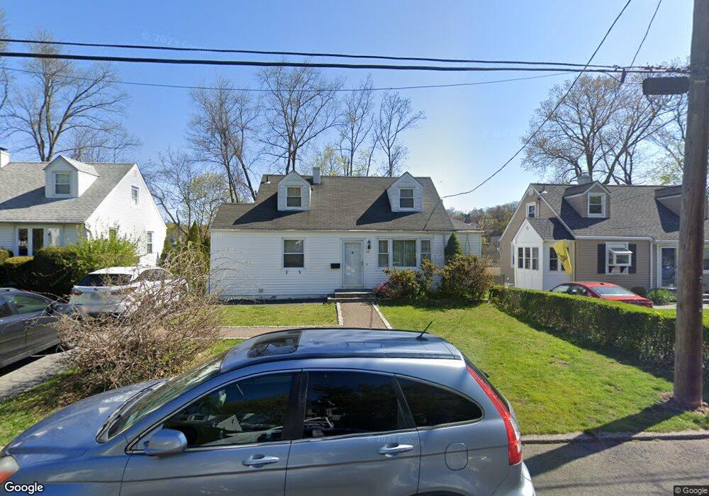 64 Hearthstone Rd, Yonkers, NY 10710 - photo 1