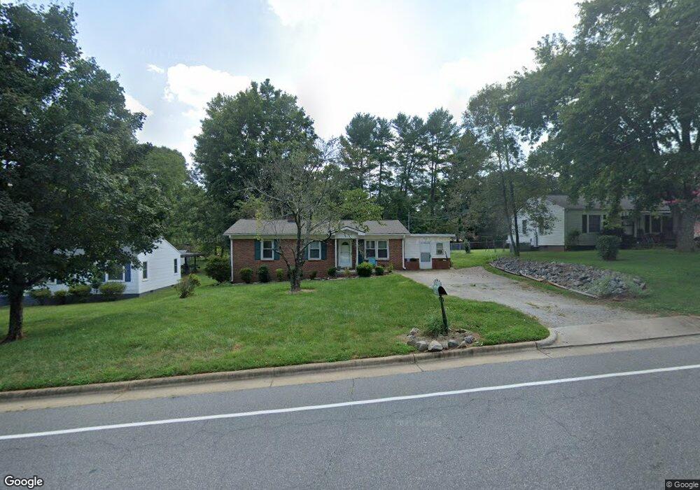 618 Hartness Rd, Statesville, NC 28677 - photo 1