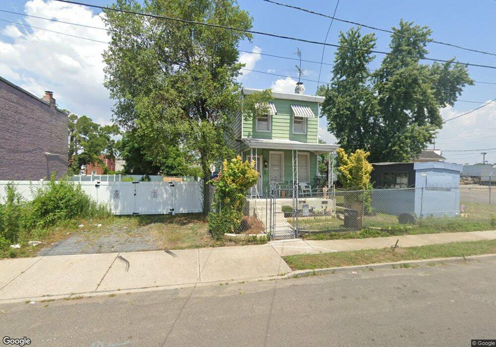 917 Fairview St, Camden, NJ 08104 - photo 1