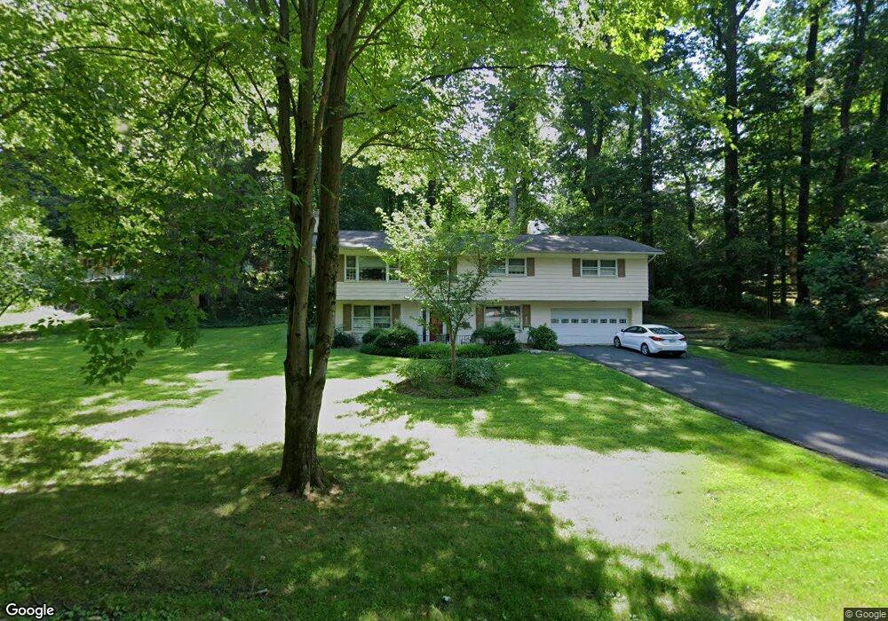9131 Santayana Dr, Fairfax, VA 22031 - photo 1