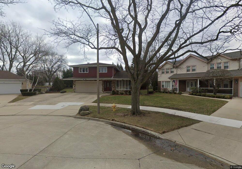 452 E Madison Ct, Elmhurst, IL 60126 - photo 1