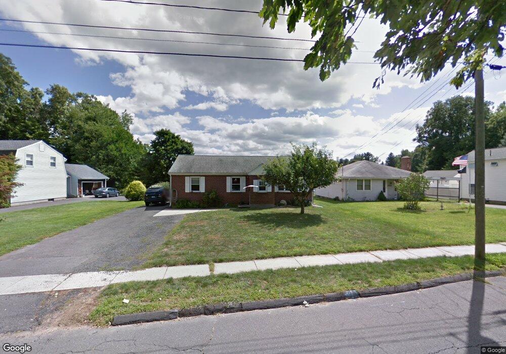 372 Alling St, Berlin, CT 06037 - photo 1