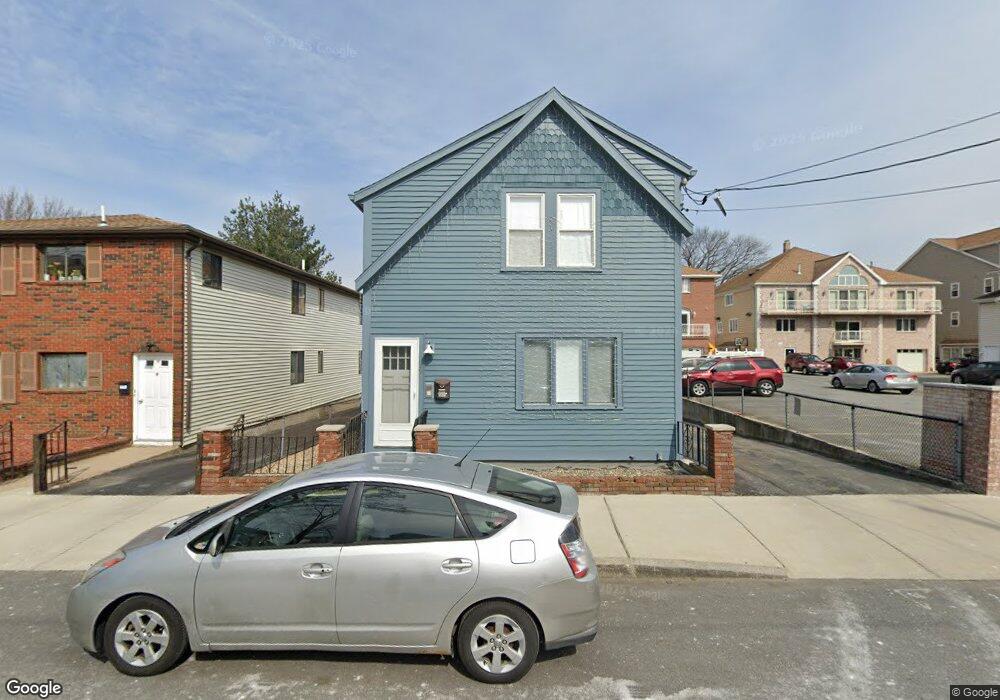 39 Myrtle St, Everett, MA 02149 - photo 1