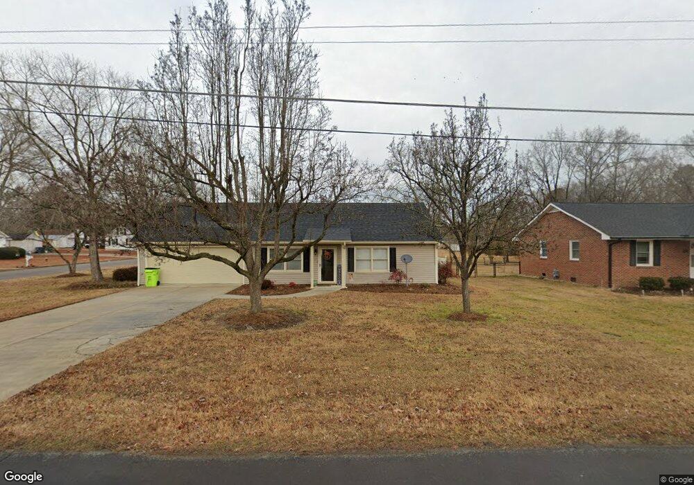 614 Cherry St, Oxford, NC 27565 - photo 1