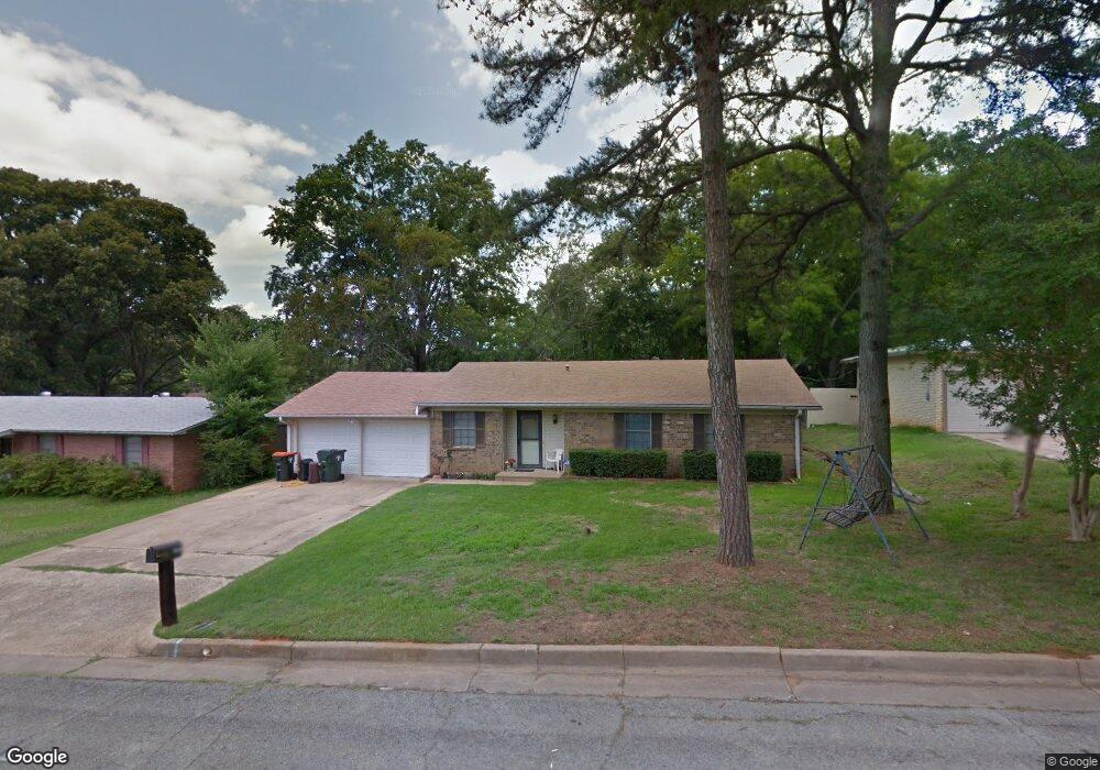 1515 Crockett Dr, Tyler, TX 75701 - photo 1
