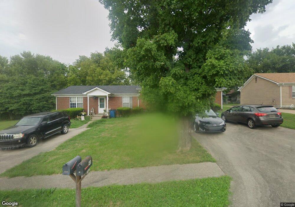 98 Man o War Dr unit 100, Lawrenceburg, KY 40342 - photo 1