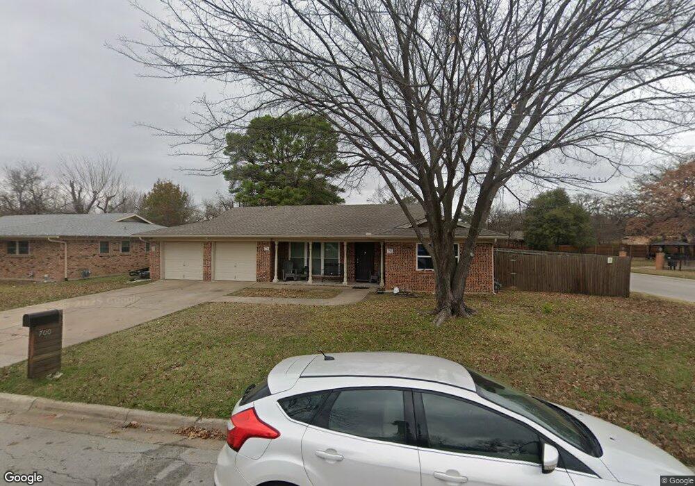 700 Ponderosa Dr, Hurst, TX 76053 - photo 1