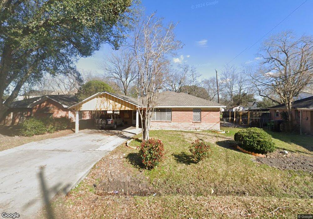 4102 Cornell St, Houston, TX 77022 - photo 1