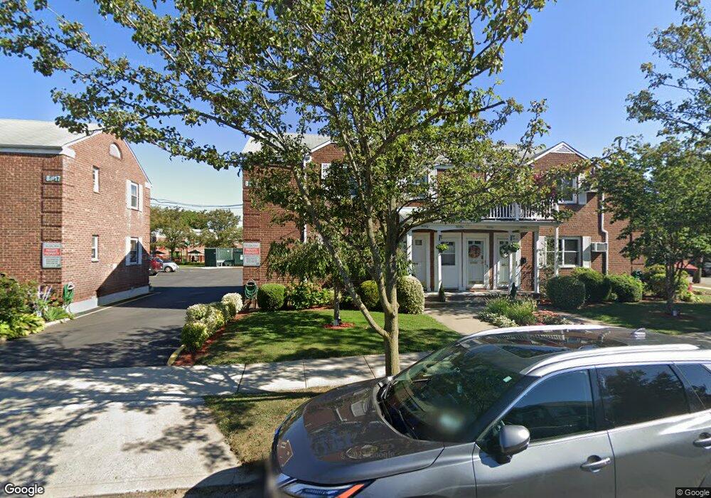 245-26 76th Ave unit 2nd fl, Bellerose, NY 11426 - photo 1