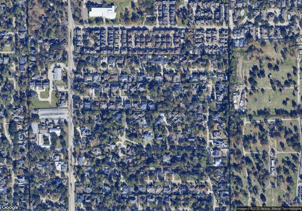 7711 Wedgewood Ln, Houston, TX 77055 - photo 1