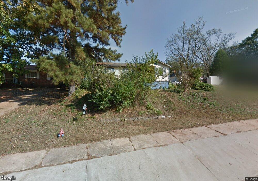 243 Mill St, Barnesville, GA 30204 - photo 1