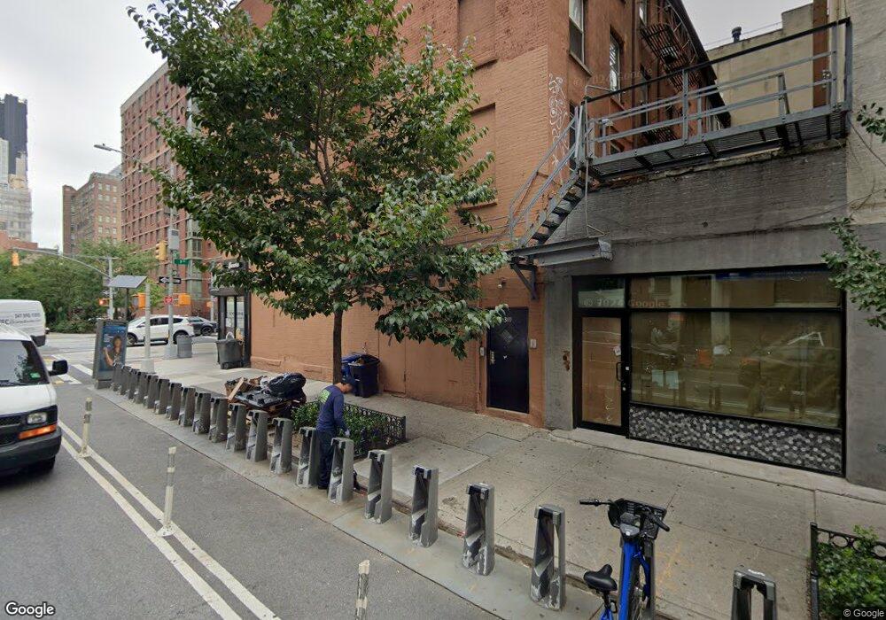 369 W 36th St unit 4 A, New York, NY 10018 - photo 1