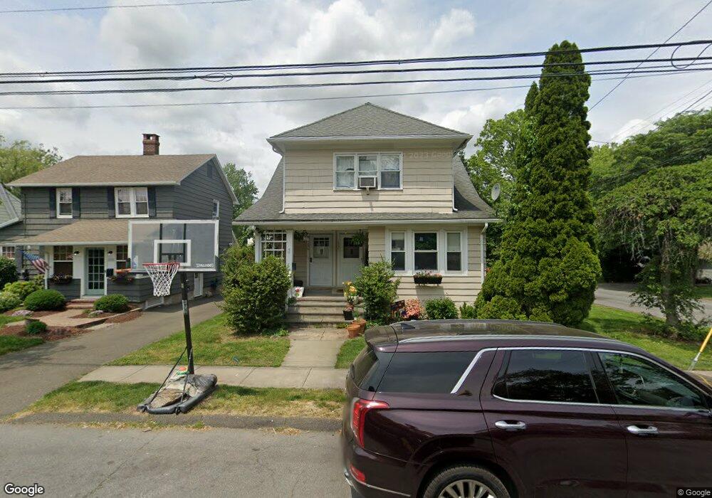 206 Windermere St, Fairfield, CT 06825 - photo 1