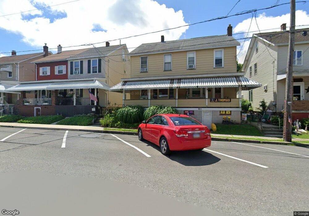 618 E Bertsch St, Lansford, PA 18232 - photo 1