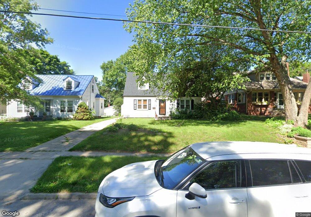 4116 11th Place, Des Moines, IA 50313 - photo 1