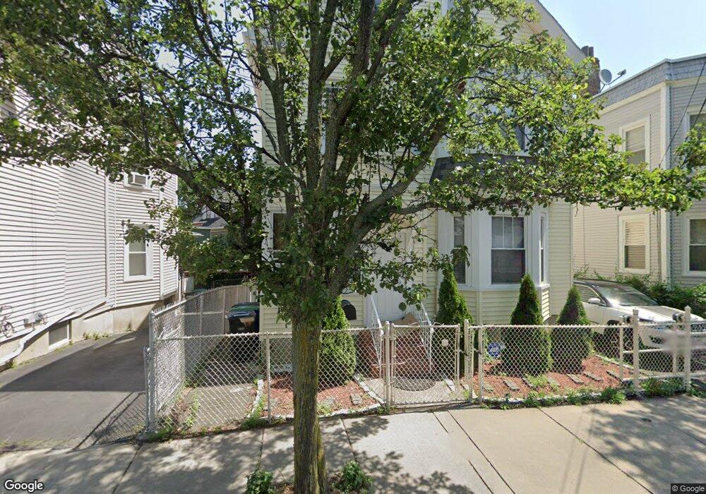 49 Tufts St, Somerville, MA 02145 - photo 1