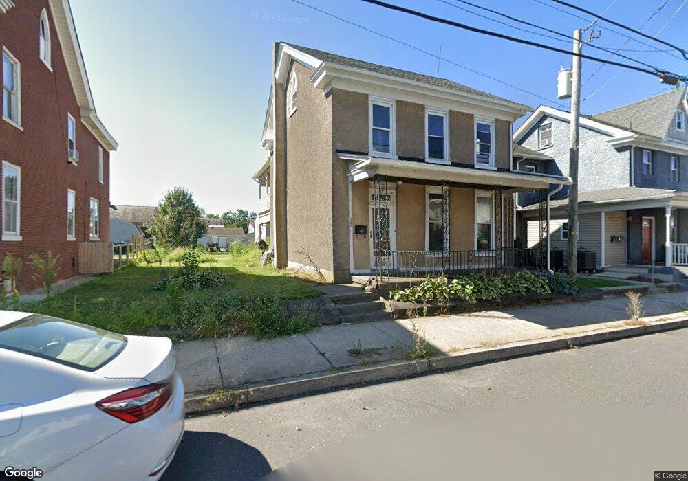 228 E Broad St, Quakertown, PA 18951 - photo 1