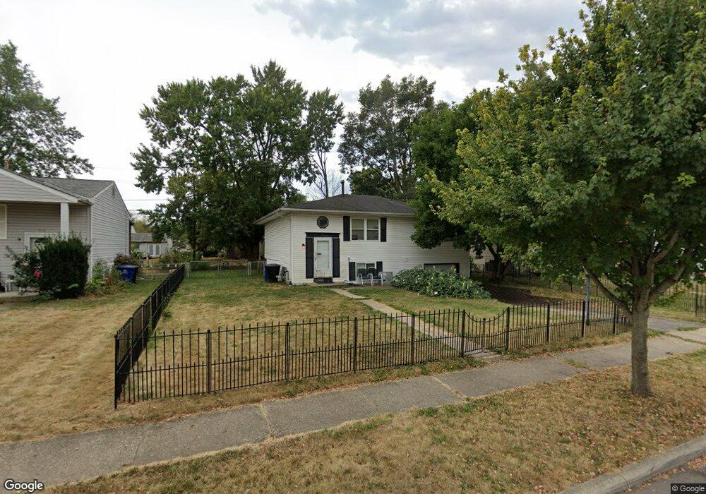 817 Hillman Rd S, Columbus, OH 43207 - photo 1