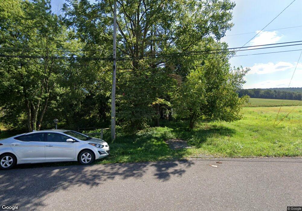 315 Yocom Rd, Douglassville, PA 19518 - photo 1