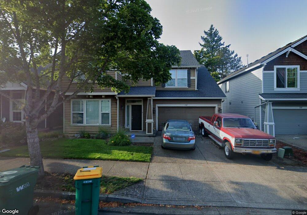 737 SW Grant Way, Troutdale, OR 97060 - photo 1