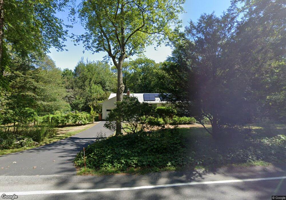 539 Cedar Ave, East Greenwich, RI 02818 - photo 1