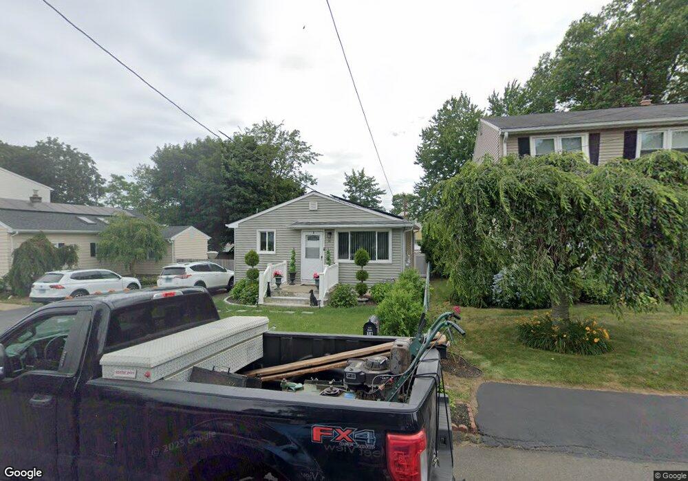 38 Hubbard Place, Hamden, CT 06517 - photo 1