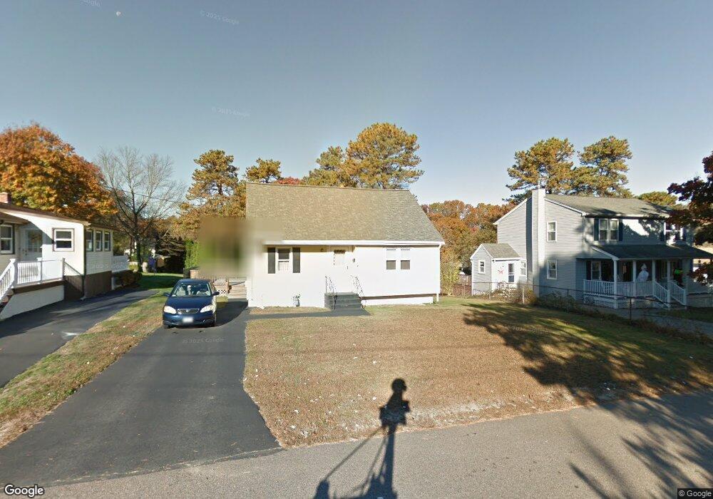 742 Rathbun St, Blackstone, MA 01504 - photo 1