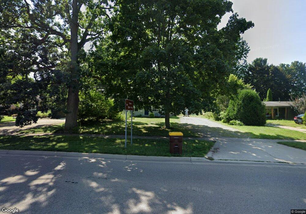 906 S Kalamazoo Ave, Marshall, MI 49068 - photo 1