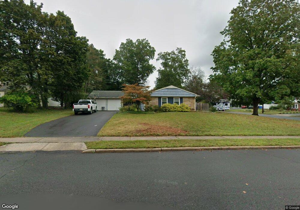 17 Sherman Cir, Somerset, NJ 08873 - photo 1